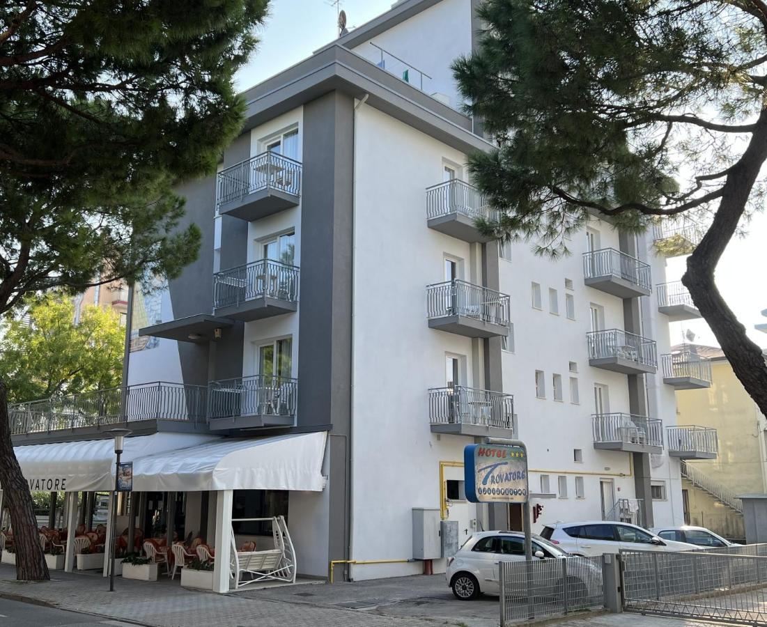 לידו די ג'סולו Hotel Trovatore מראה חיצוני תמונה