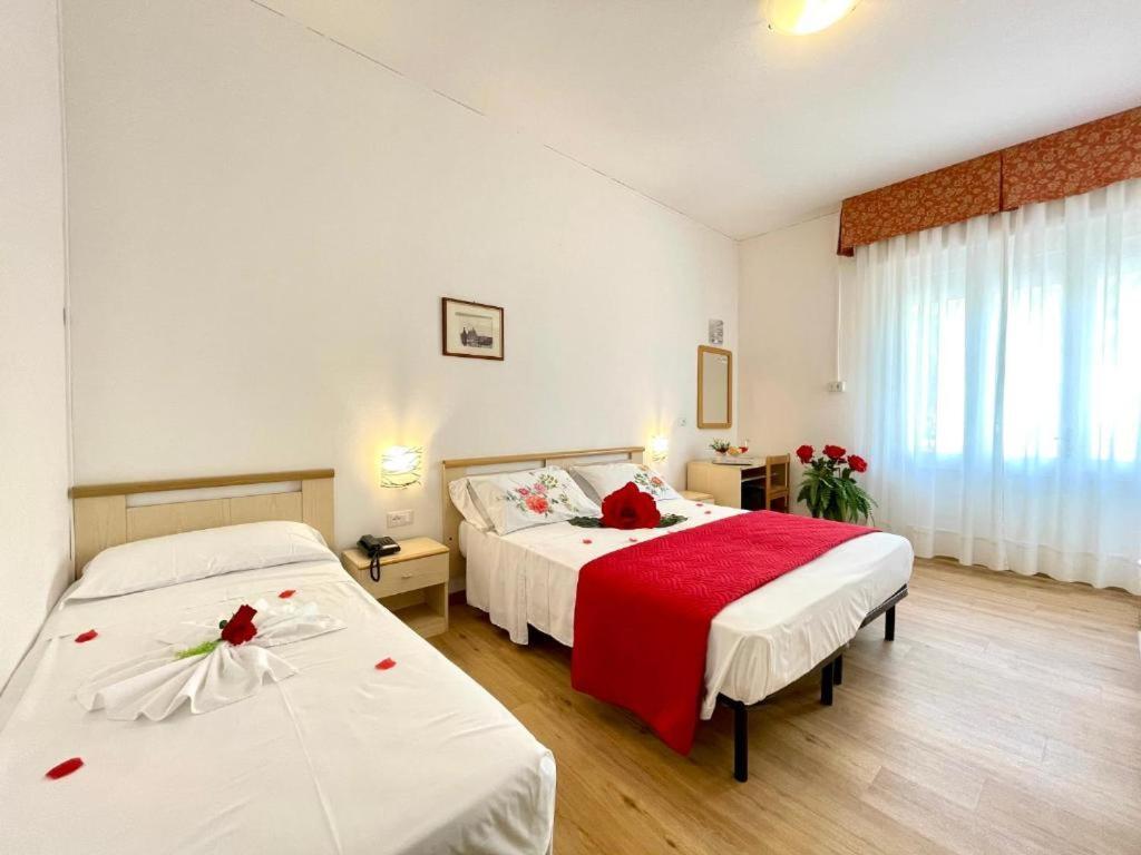 לידו די ג'סולו Hotel Trovatore מראה חיצוני תמונה